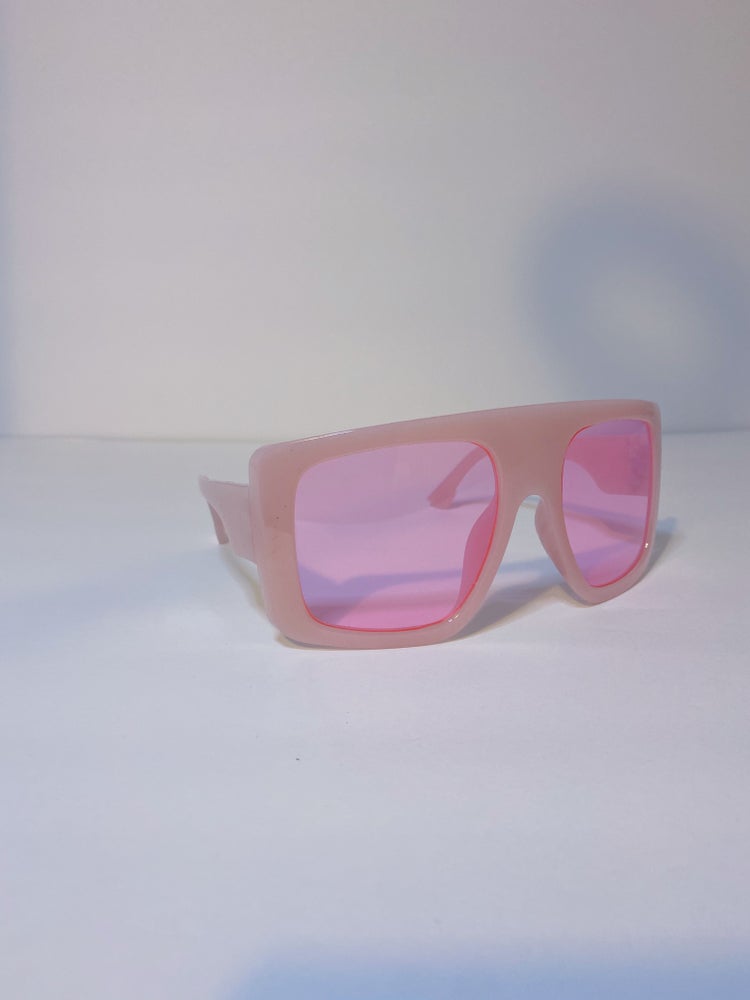 baby pink oversized sunglasses with pink lens