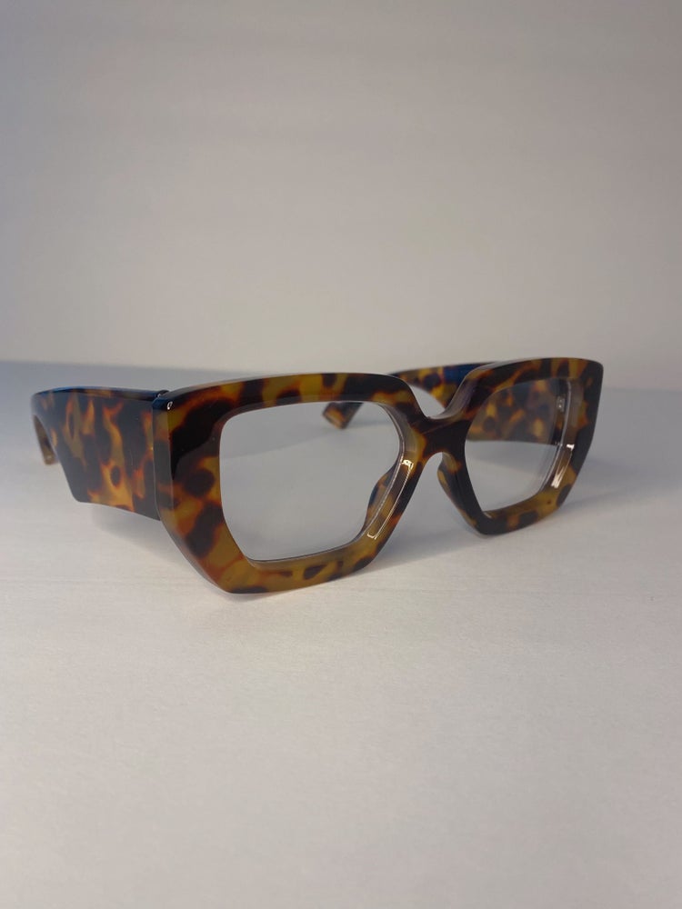 tortoise frame clear lens glasses